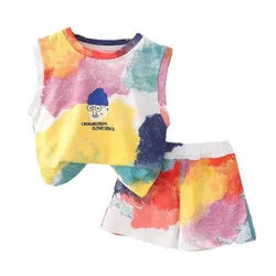 Conjunto veraniego chaleco y shorts para niño pequeño