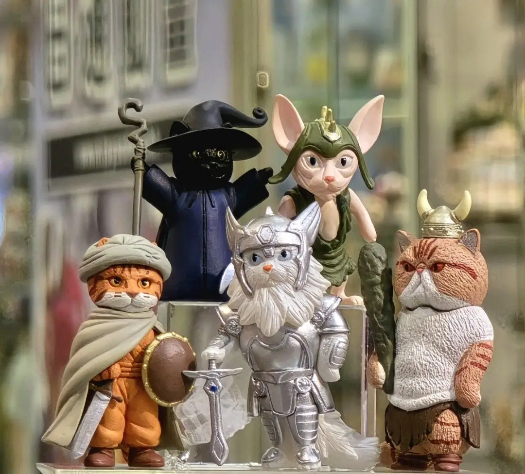 Figuras de colección fantasía para niños: gatos, magos y caballeros