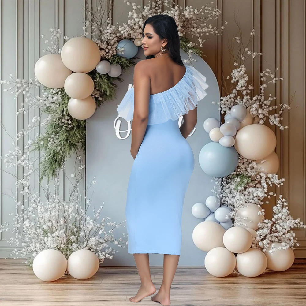 Vestido premamá verano con volantes y escote asimétrico - imagen 3