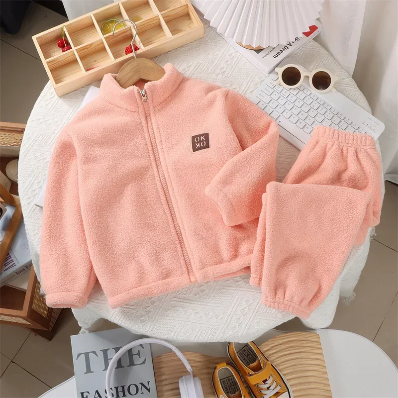 Conjunto de sudadera con capucha y pantalón en forro polar para niños - imagen 3