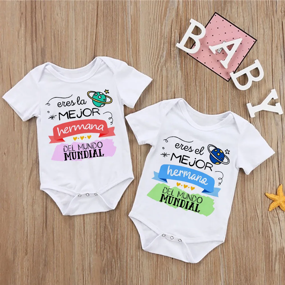 Pelele estampado de manga corta unisex para recién nacido