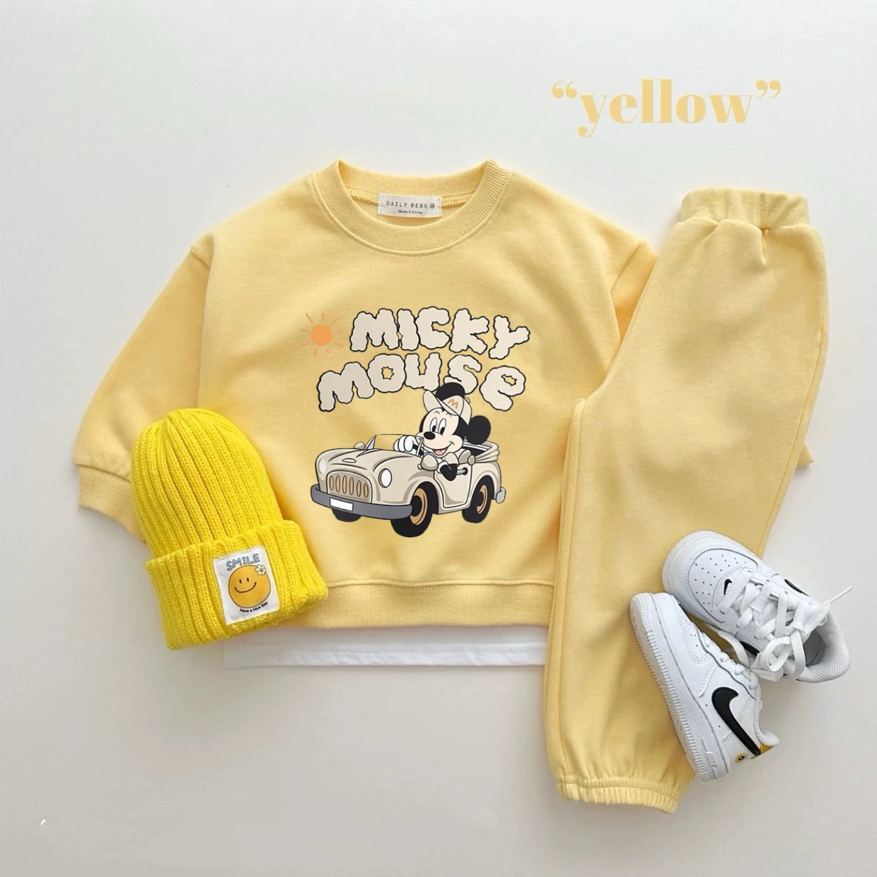 Conjunto Mickey Mouse sudadera y pantalón infantil - imagen 3
