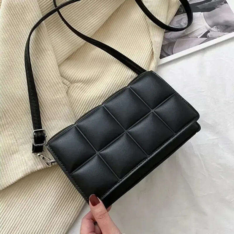 Bolso bandolera pequeño de piel sintética para mujer clásica - imagen 2