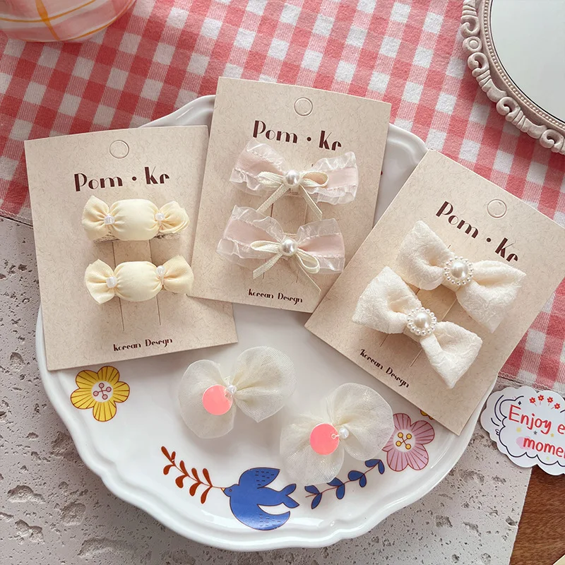 Conjunto de pinzas para el pelo de bebé de Color blanco crema, Clip con lazo de encaje de perlas, diseño trasero cerrado para bebés, accesorios minimalistas para el cabello de princesa