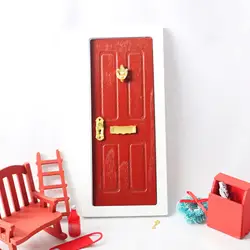 Puerta de madera miniatura para fotografía y decoración del dormitorio