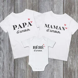 Ropa a juego con estampado de corazón de amor francés para la familia, traje a juego para papá, mamá y bebé, camisas para papá y mamá, Tops y mono para bebé