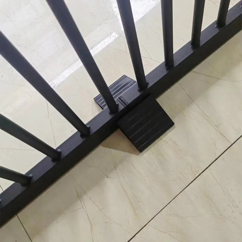 D7YD 2 uds puerta para perros soporte estable aislamiento Triangular accesorios refuerzo puerta para mascotas - imagen 5