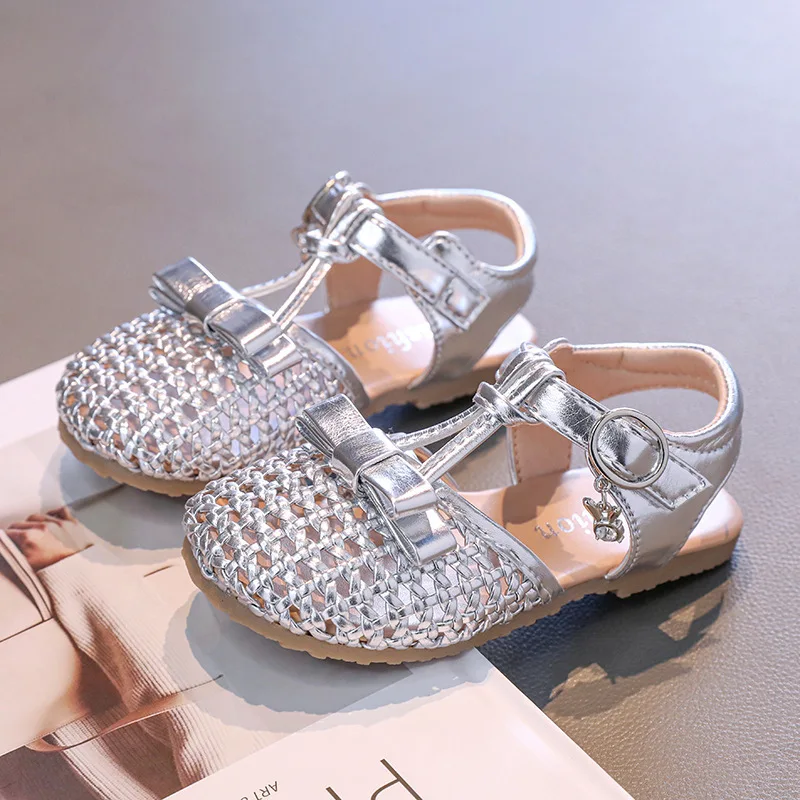 Sandalias de verano, nueva moda, zapatos versátiles para niña, zapatos suaves antideslizantes transpirables para chico, cómodos, exquisitos zapatos planos simples de princesa - imagen 2