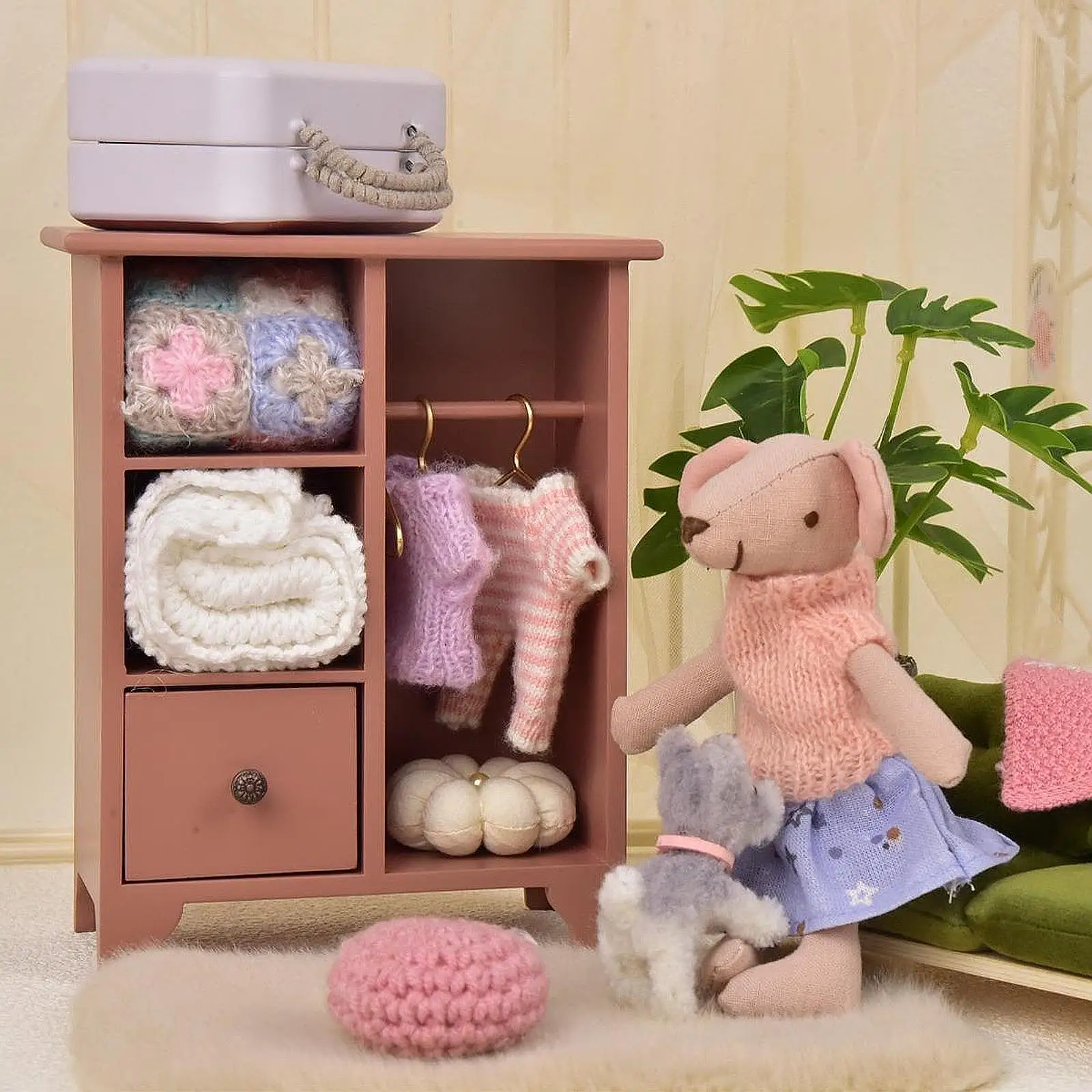Armario para casa de muñecas – Mueble miniatura escala 1/12 - imagen 3