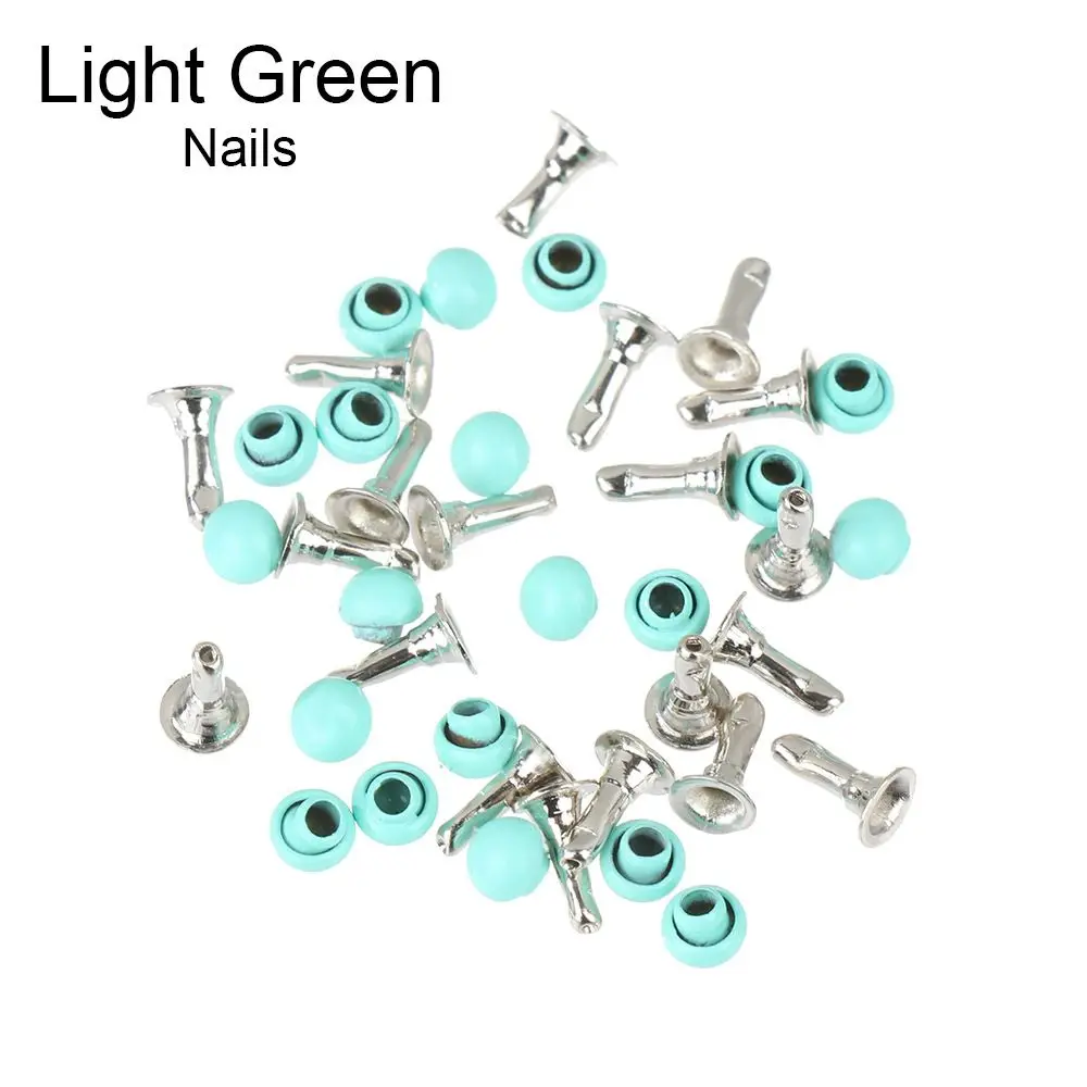 Light Green	Nails