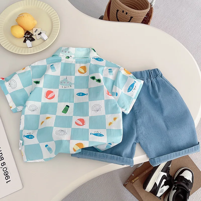 Conjuntos de 2 piezas de verano para niño pequeño, moda coreana, camisetas de manga corta a cuadros con dibujos animados para bebé + pantalones cortos vaqueros, ropa de Boutique para niño B076 - imagen 2