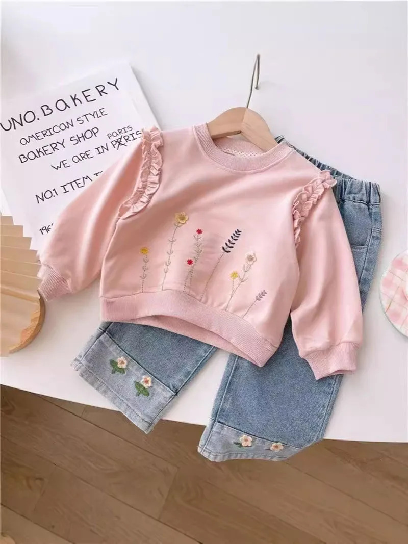 MILANCEL, nuevos pantalones vaqueros de otoño para niños de 1 a 7T, bonitos pantalones de pierna ancha con flores bordadas para niñas, pantalones rectos sueltos versión coreana para niños - imagen 2