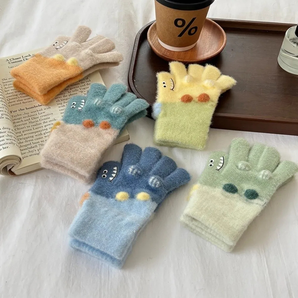Guantes de punto con estampado de cocodrilo de dibujos animados para niños, manoplas gruesas y cálidas de punto suaves para bebés, estirables y resistentes al frío - imagen 5