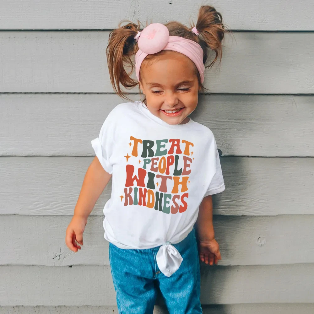 Camiseta Treat People with Kindness de algodón para niño - imagen 5