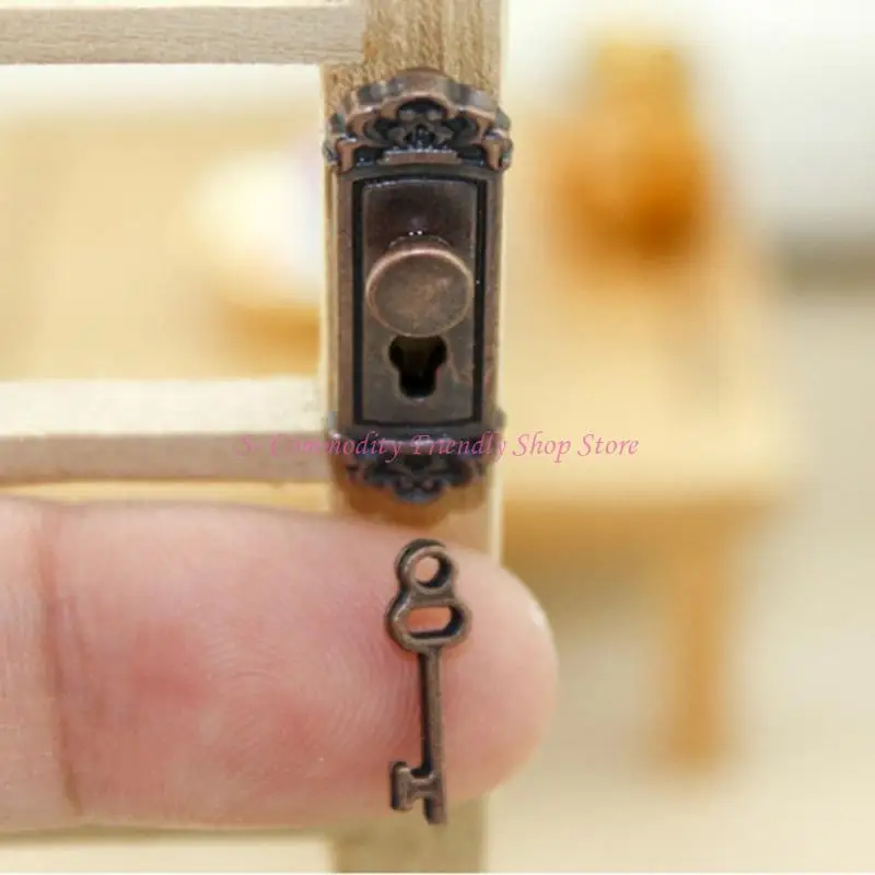 85AE Juego llaves y cerradura puerta para casas muñecas en miniatura a escala 1/12, accesorios decoración para casas