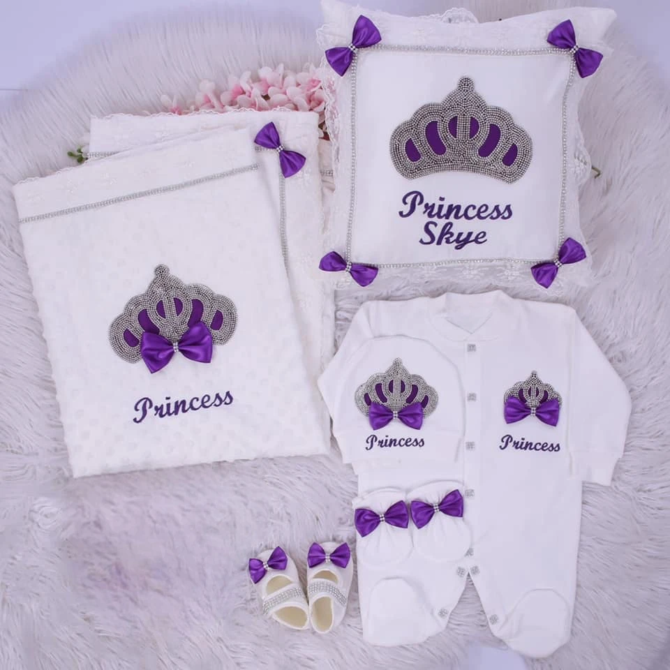 Peleles con nombre de bebé bordado personalizado, ropa, joyería de corona, manta envolvente de lujo, decoración, conjunto de regalo de Navidad para 1er bautismo - imagen 5