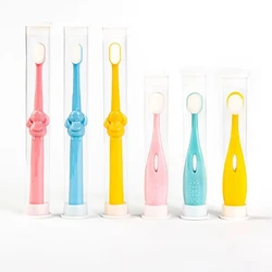 Cepillo dental suave para bebés y niños