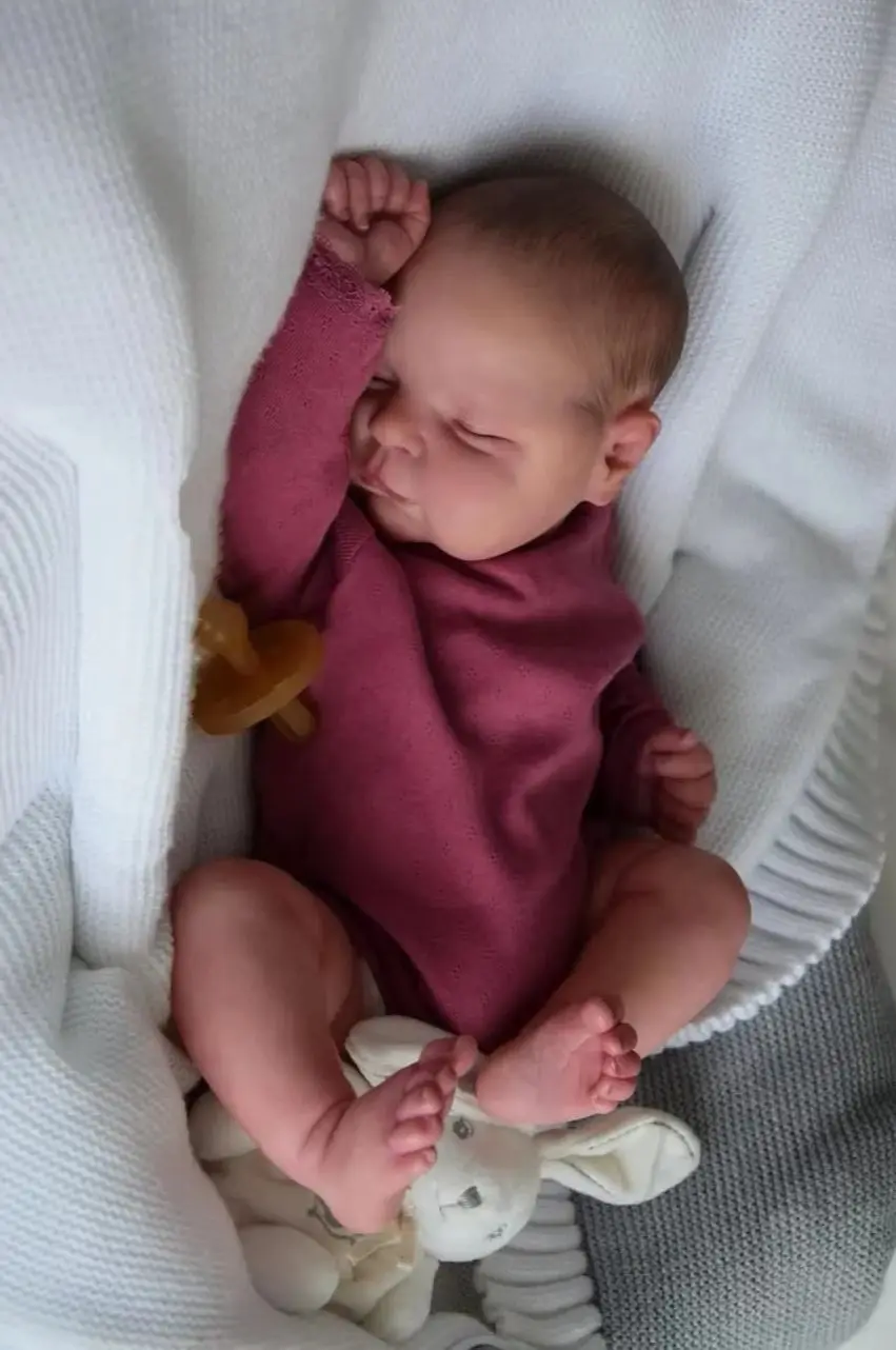 NPK Muñeca Reborn bebé piel pintada a múltiples capas y cuerpo suave - imagen 3