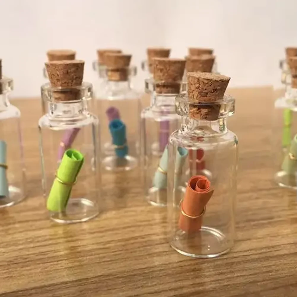 Mini botella de vidrio transparente con corcho para bautizo original - imagen 5