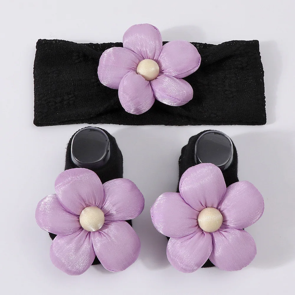 Diadema floral y calcetines de encaje para bebé recién nacido - imagen 2