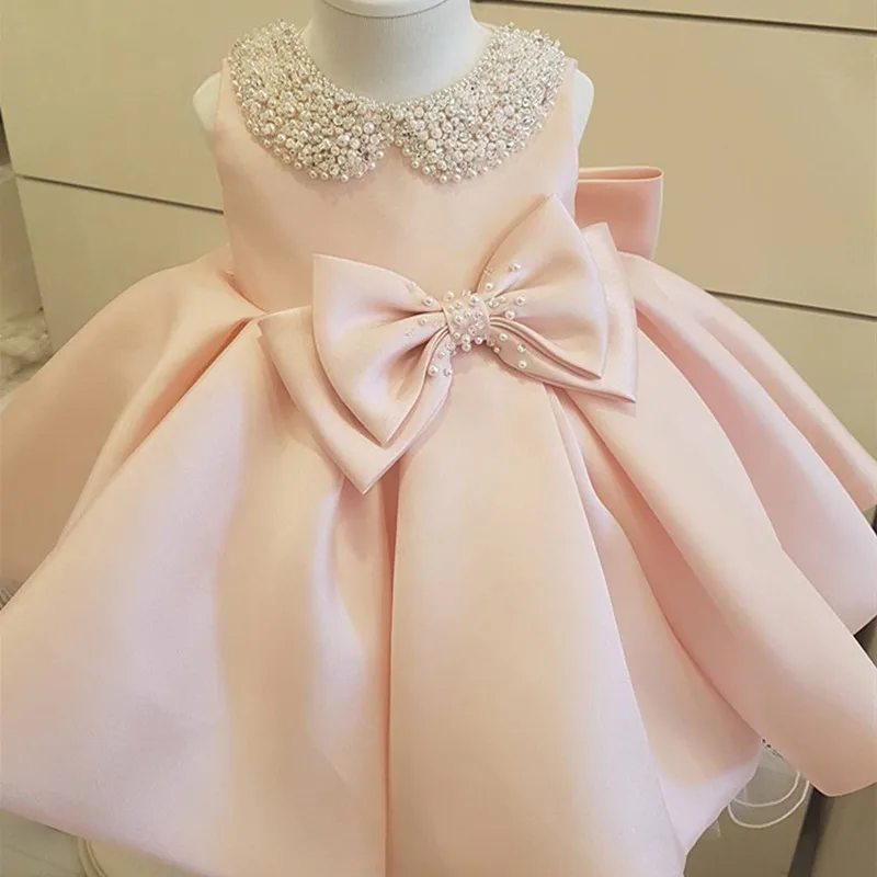Vestido satén blanco niña estilo princesa con lazo - imagen 5
