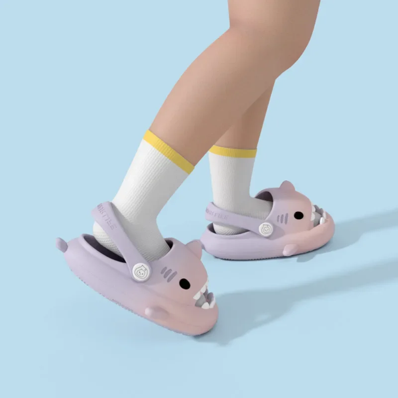 Zapatillas de tiburón de verano para niños, zapatillas frías para interiores, antideslizantes, de fondo suave, cómodas, bonitas zapatos con agujeros para bebés, toboganes de casa para niños y niñas - imagen 4