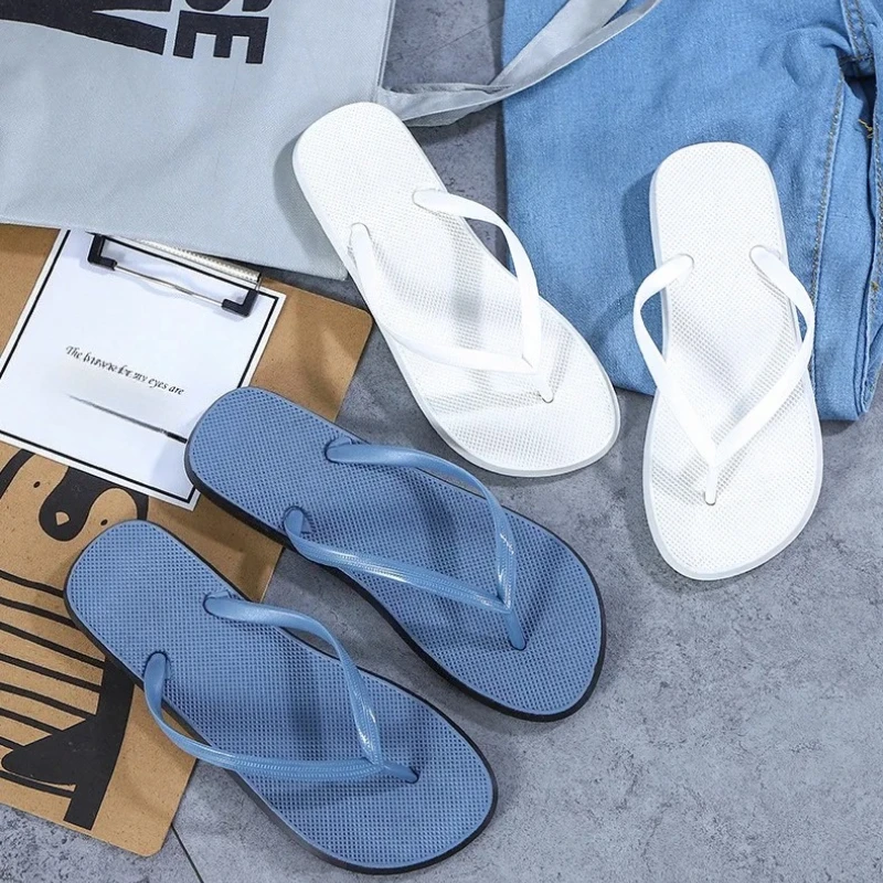 Zapatillas de moda para mujer, chanclas de playa de PVC suave, zapatos de verano para parejas, antideslizantes para interiores y exteriores