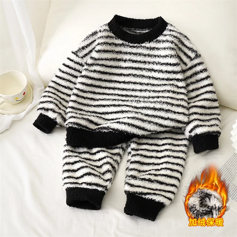 Pijama acolchado térmico infantil a rayas – Conjunto de invierno - imagen 5