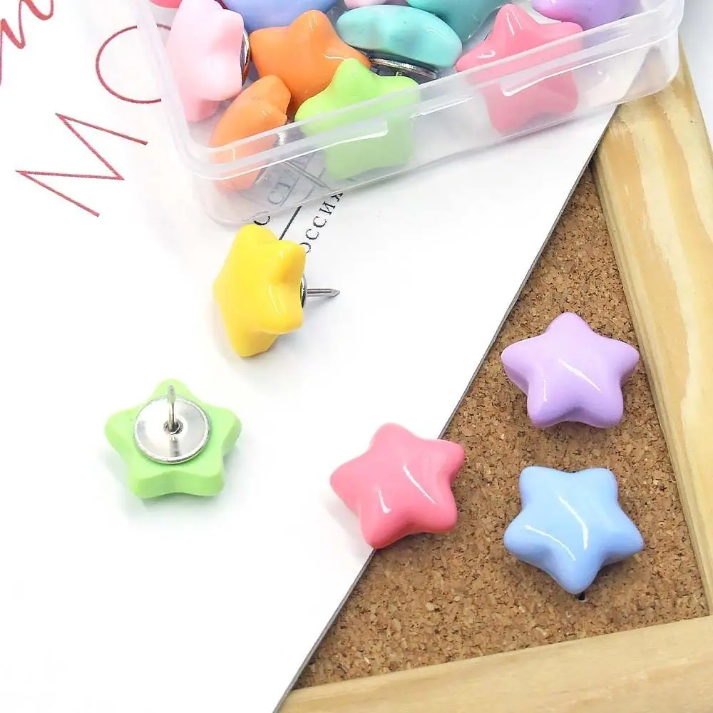 Chinchetas estrella 3D reutilizables para pizarra infantil - imagen 3
