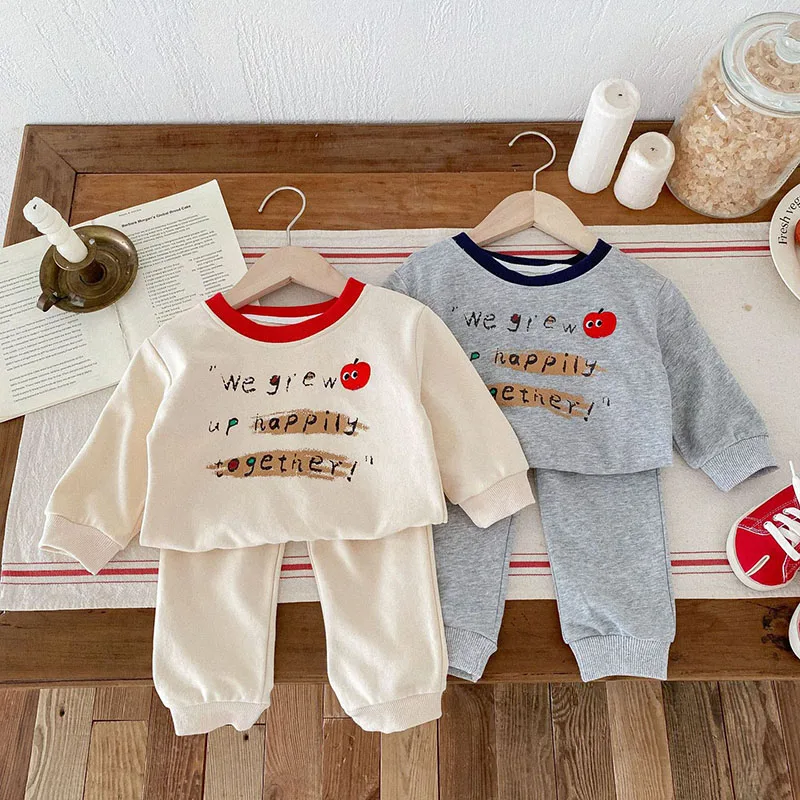 Milangel-Conjunto de ropa deportiva para niños y niñas, Sudadera con capucha y pantalones informales con estampado de manzana y letras, 2 piezas, Otoño, novedad de 2024