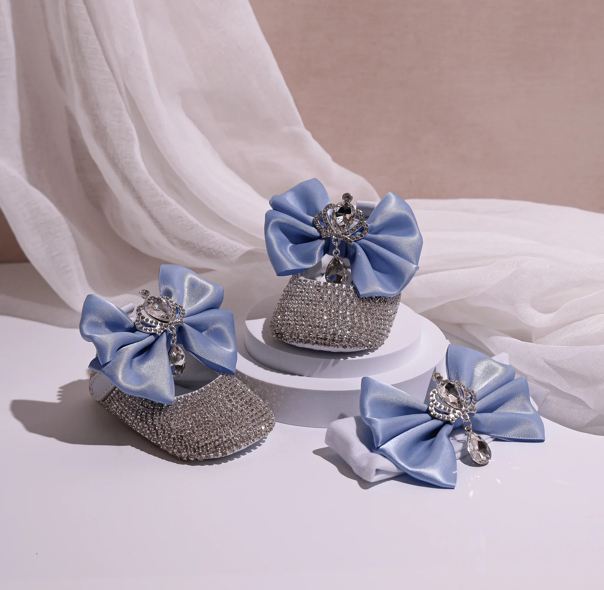 Dollbling-zapatos de bebé delicados con forma de mariposa y albaricoque, conjunto con diadema, traje de pelusa de diamantes de lujo, zapatos de bautismo para niña pequeña con fondo rojo - imagen 2