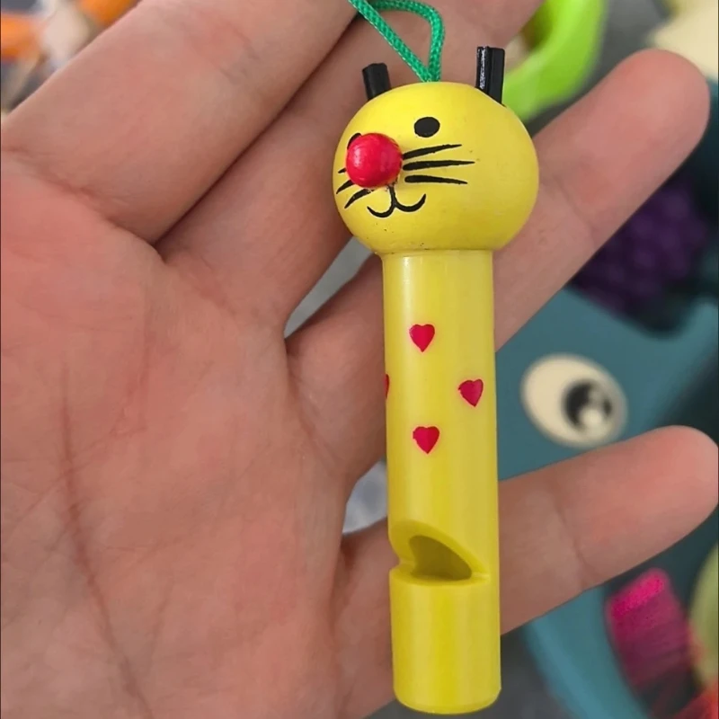 Mini silbato de animales de juguete imprescindible, equipo de aventura al aire libre, herramienta interactiva de viaje para acampar, fabricante de sonido seguro para niños esterilizable