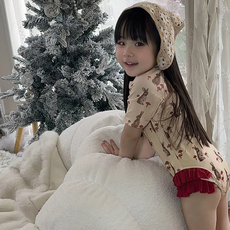 Nuevo protector contra sarpullidos de una pieza con animales lindos de verano para niñas. Secado rápido, UV - Mangas largas protectoras. Ropa de playa perfecta para niños pequeños.