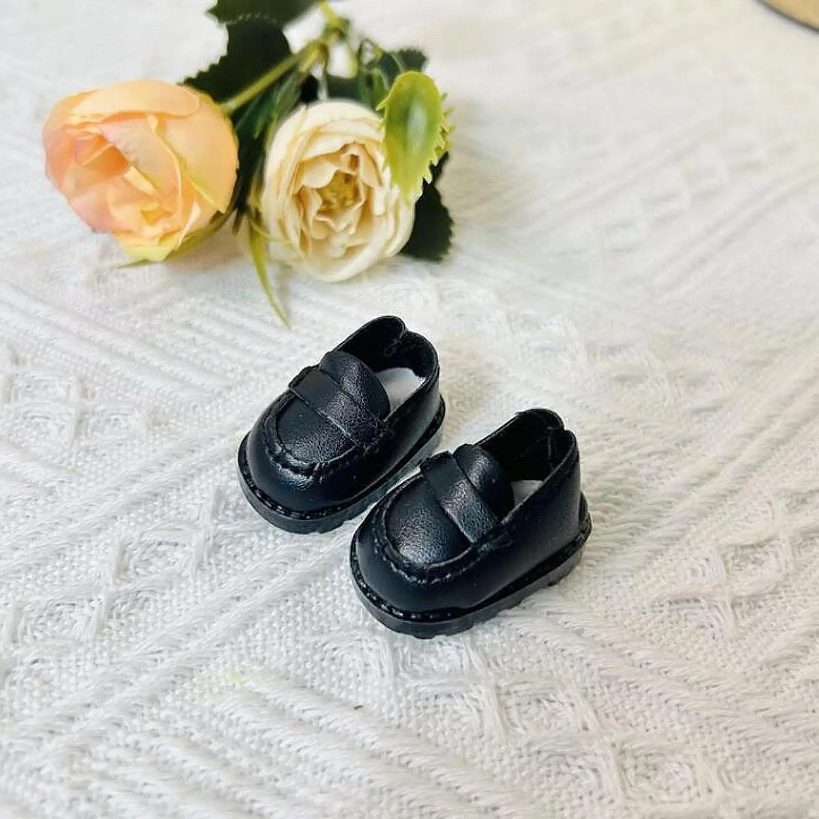 17cm Doll Footwear And Outfit Items for Imaginative Activities