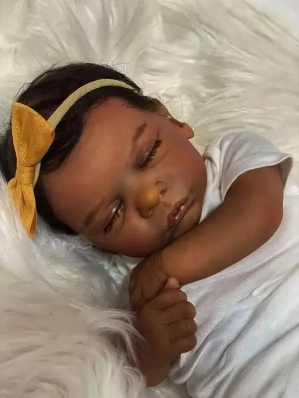 Muñeca Reborn Romy recién nacido con pelo tejido a mano - imagen 2