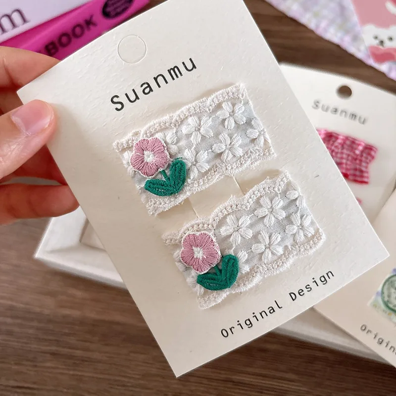 Pinzas para el cabello de tela Floral dulce de estilo coreano para niñas, Mini pasadores a presión bordados de encaje, bonitos Clips BB para bebés y niños, flequillo lateral - imagen 2