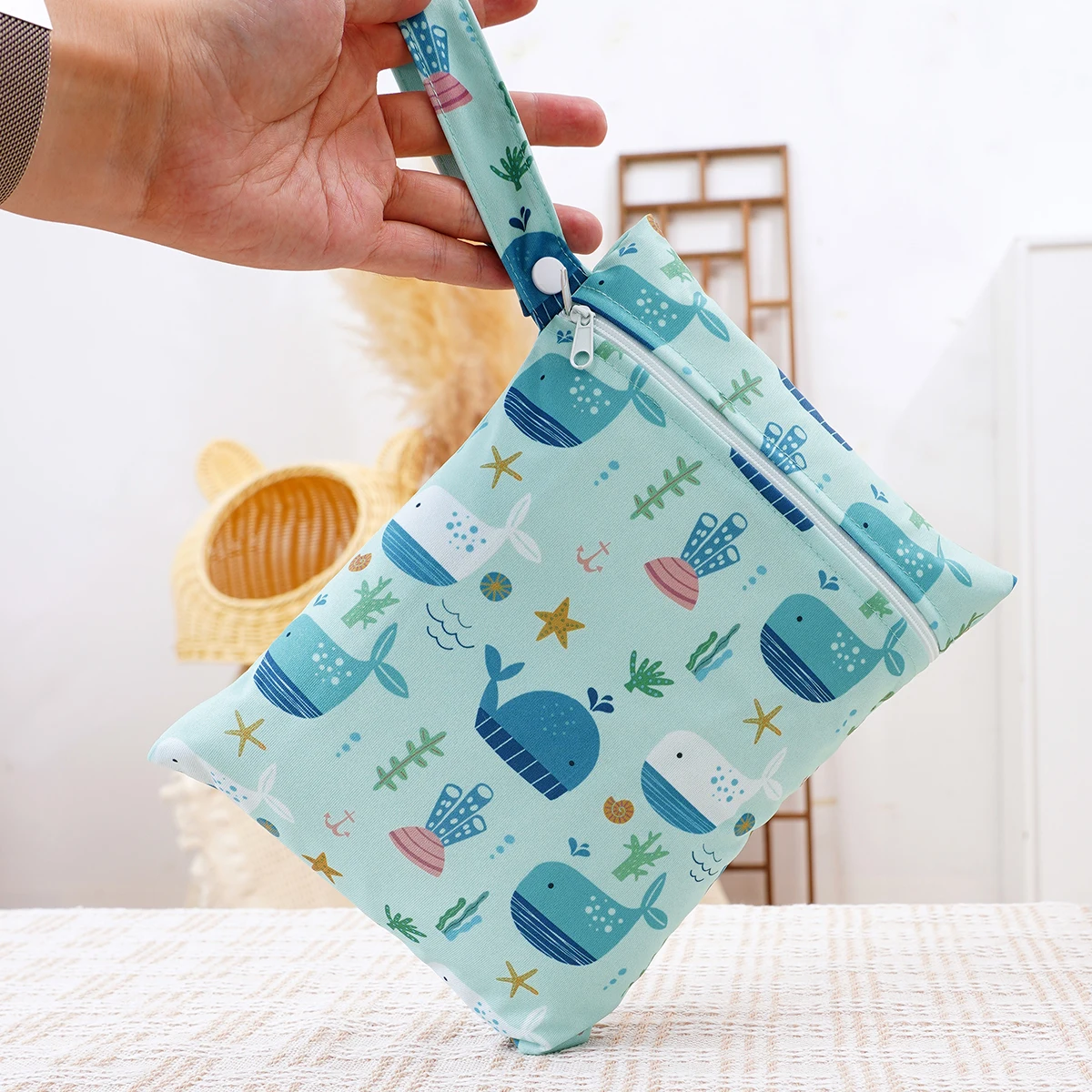 Elinfant Bolsa impermeable para pañales y trajes de baño - imagen 4