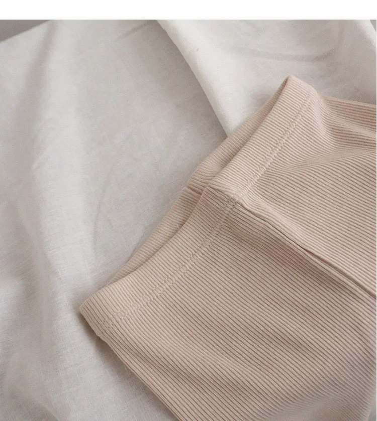 Pijama bebé punto acanalado suave con cuello de botón - imagen 5
