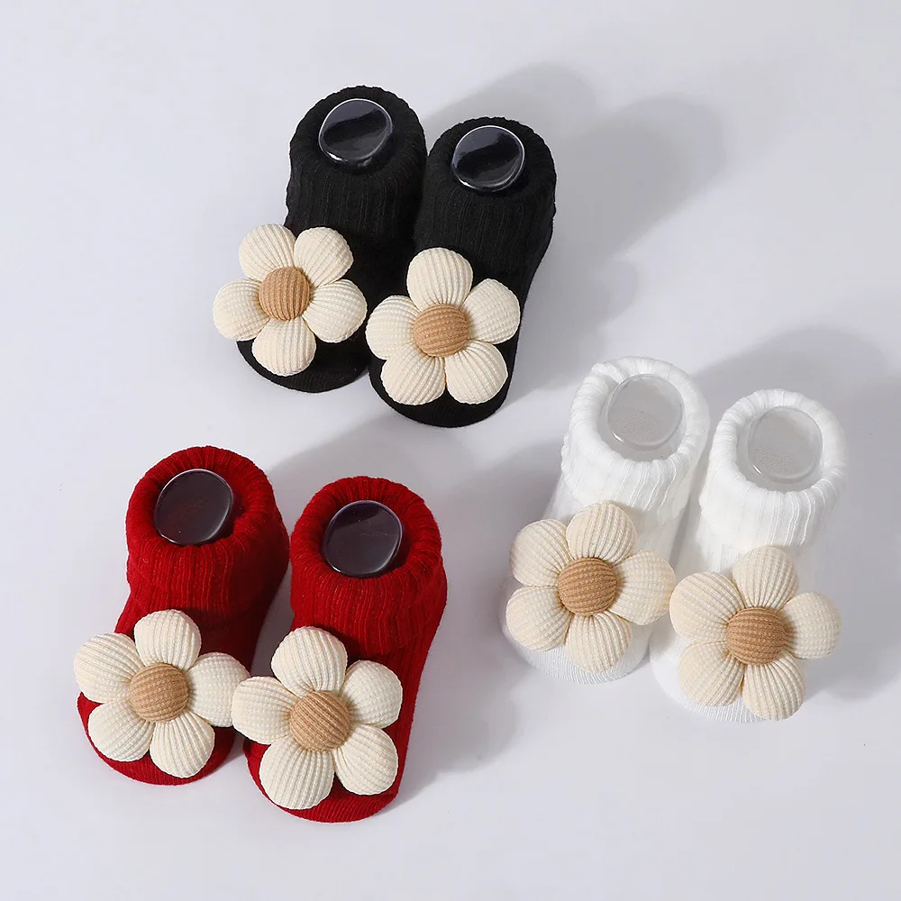 Calcetines bebé flores 3D suaves para recién nacidos – Primavera - imagen 2