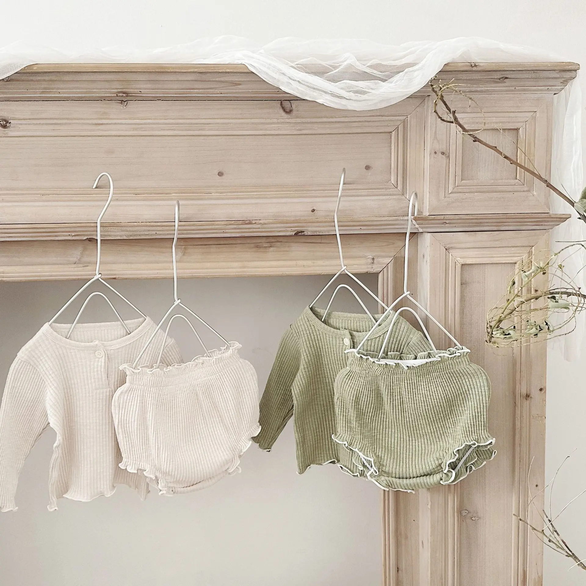 Conjunto de ropa de manga larga para bebé, camisa de fondo acanalada lisa + Pantalones cortos, traje de 2 uds., trajes informales para niño pequeño, novedad de primavera - imagen 2