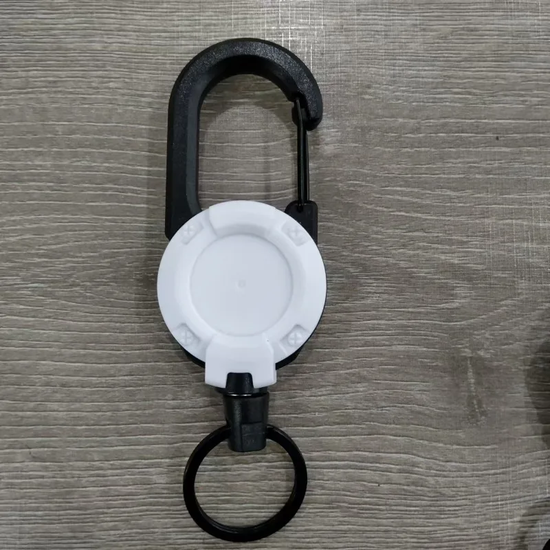 Llavero retráctil resistente para niños – Carrete de insignia - imagen 5