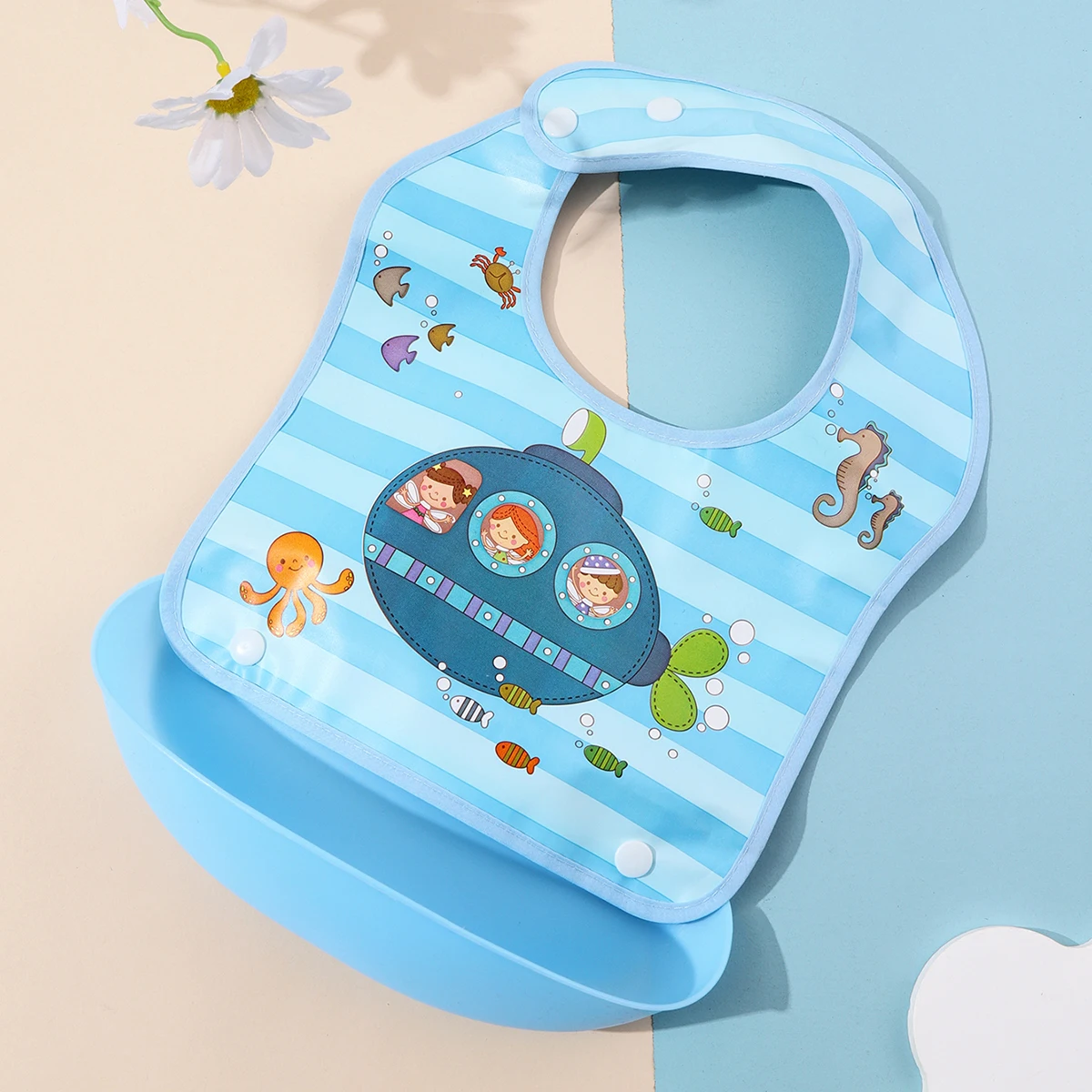 Babero impermeable para bebé con bolsillo tridimensional desmontable - imagen 5