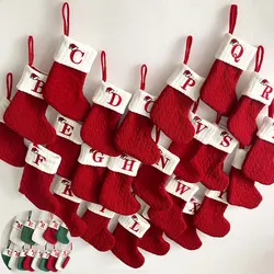 Calcetín navideño rojo con letras - Adorno artesanal para árbol de Navidad
