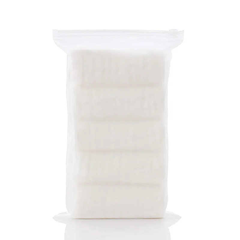 OUT018-white