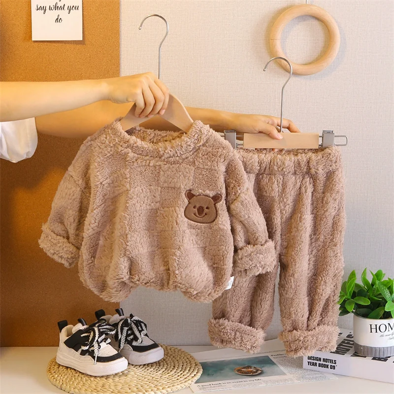 Pijamas de lana para niños: conjuntos cálidos de invierno con dibujos - imagen 4