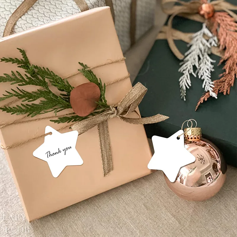 Etiquetas de regalo estrella en papel kraft - imagen 2
