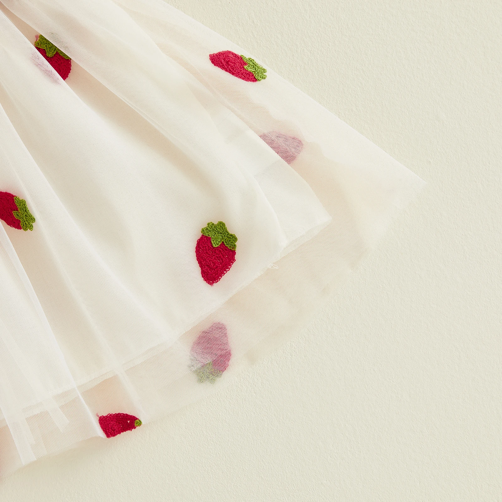 Vestido de tul fresa con patchwork y cuello muñeca para niña - imagen 5