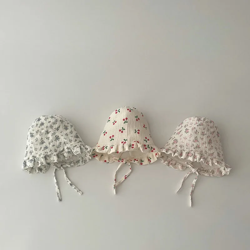 Gorro de bebé floral con cerezas – Algodón suave y transpirable