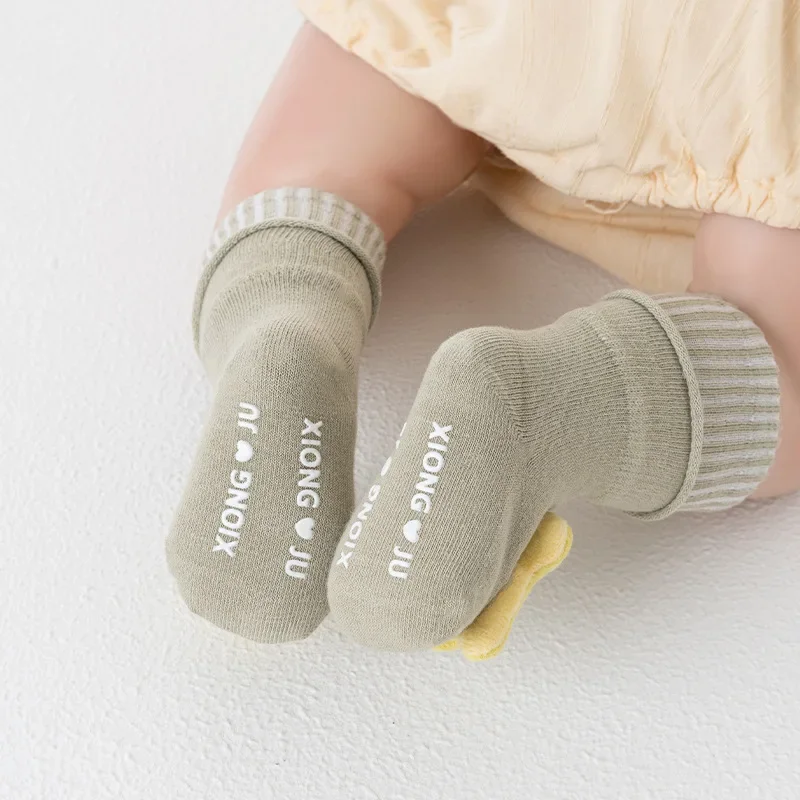 Calcetines antideslizantes con dibujos de animales para niño y niña, calcetín infantil para el suelo, para primavera y otoño, 1 par - imagen 3