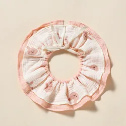 Baberos estampados en gasa de algodón para bebé con cordones